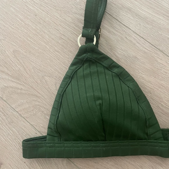 Hollister Bathing Suit Top - Picture 2 of 4